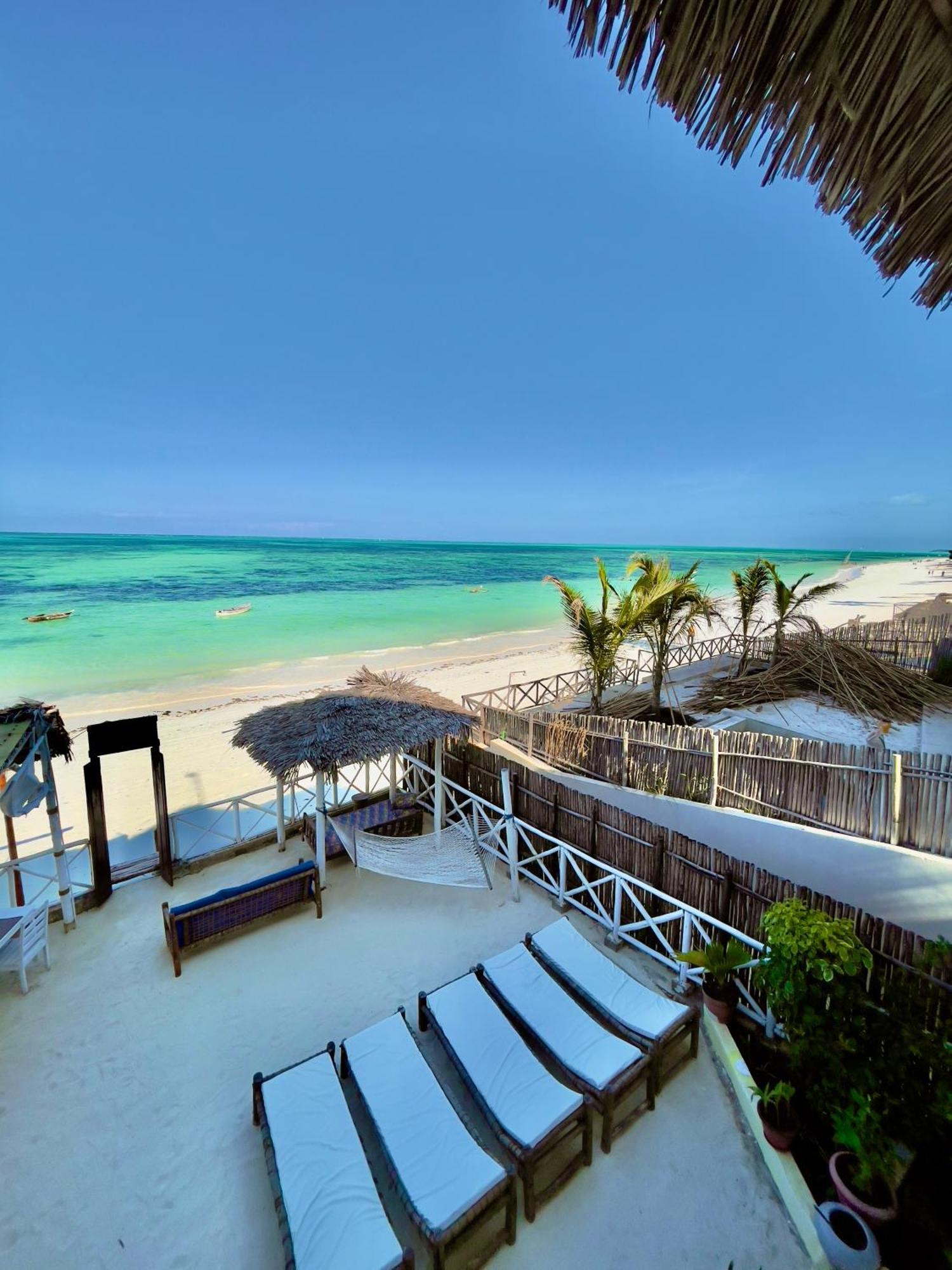 Equalia Boutique Hotel 3*