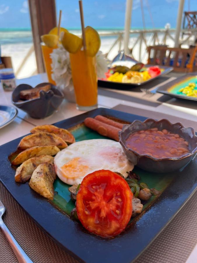 Equalia Boutique Hotel 3*
